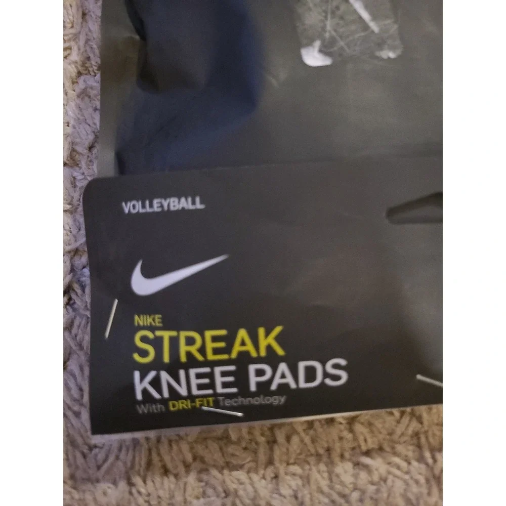 Nike Streak Volleyball Knee Pads Shock-Absorbing Breathable Black XL/XXL